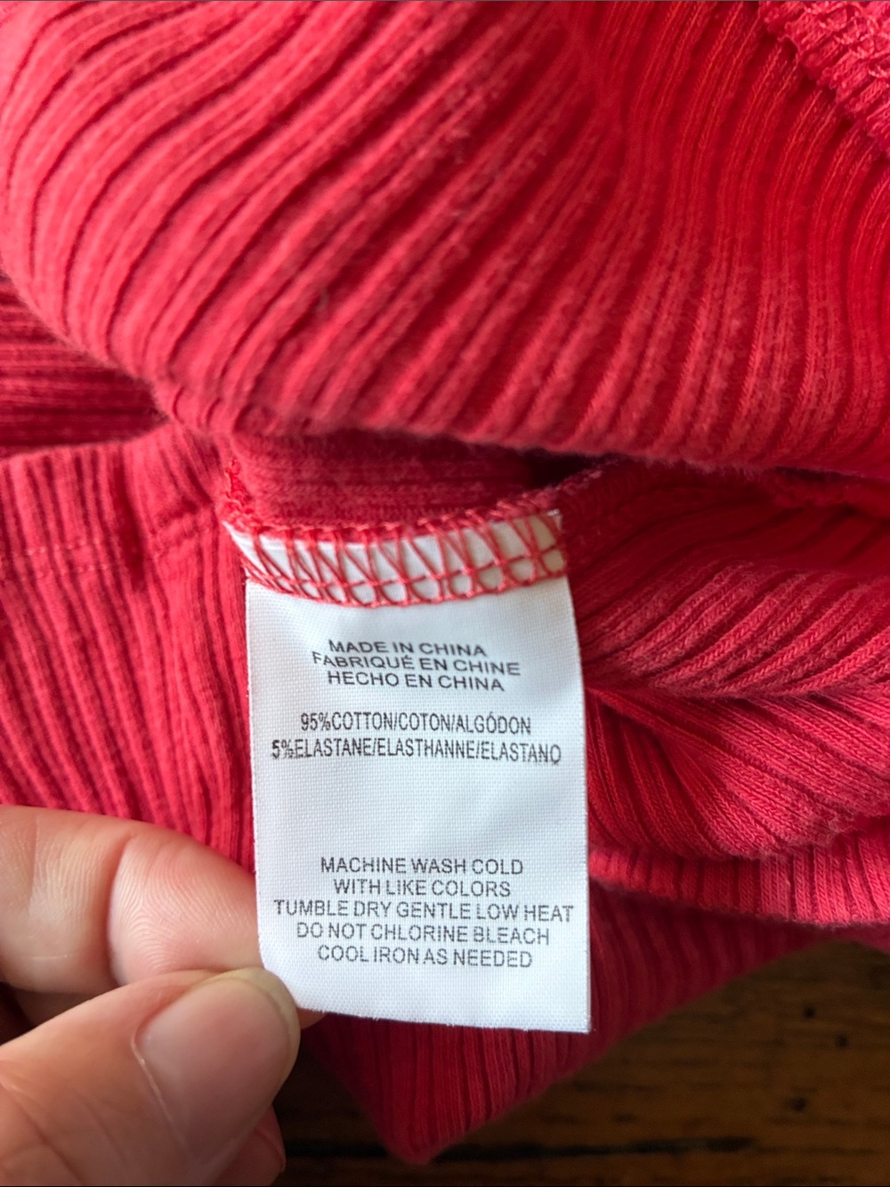 O'Neill Ribbed Ruched V-Neck Crop Top - Red - Picture 5 of 5